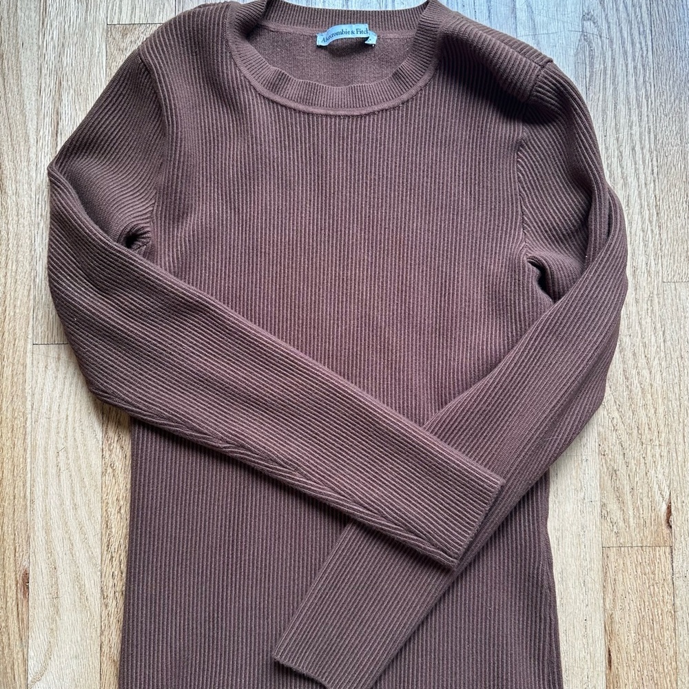 Abercrombie & Fitch Brown Ribbed Crewneck Sweater